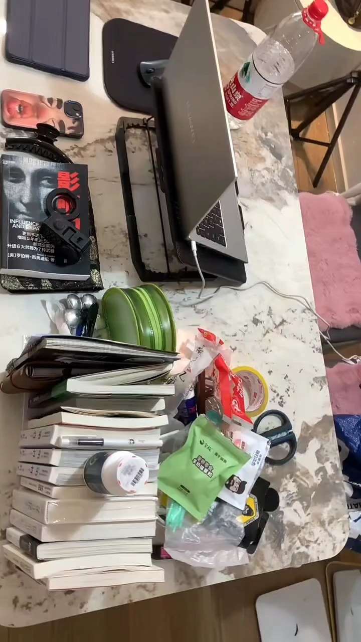 乱，超级乱，该怎么收纳呢？